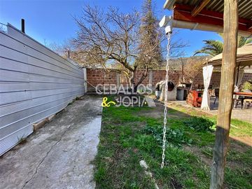 Casa en venta de 5 dorm. en Limache