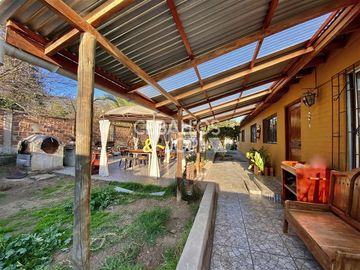 Casa en venta de 5 dorm. en Limache