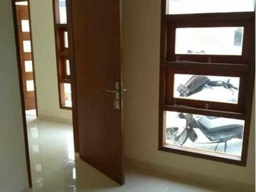 JUAL RUMAH DEKAT STASIUN DEPOK BARU & TOL KUKUSAN