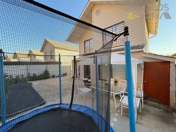 Casa en venta de 3 dorm. en Quilpué