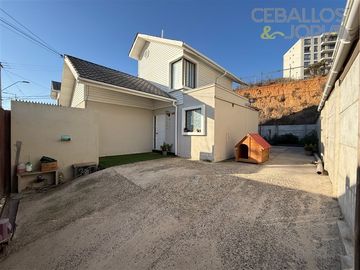 Casa en venta de 3 dorm. en Quilpué