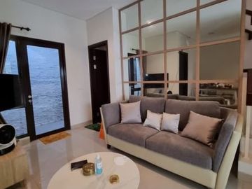 DIJUAL RUMAH BAGUS FULL FURNISH SIAP HUNI DI THE MOZIA BSD
