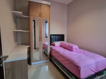DIJUAL RUMAH BAGUS FULL FURNISH SIAP HUNI DI THE MOZIA BSD