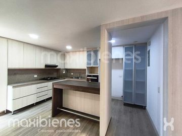 apartamento en arriendo en cumbres. Cod A71852