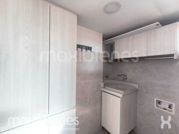 apartamento en arriendo en cumbres. Cod A71852