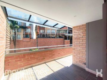 apartamento en arriendo en cumbres. Cod A71852