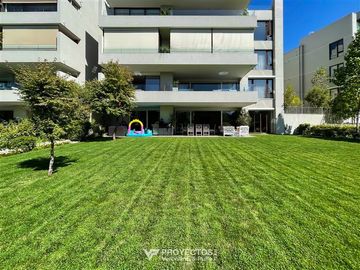 Departamento en Venta en Av. El Tranque, Jardin de la Dehesa, Lo Barnechea
