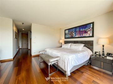 Departamento en Venta en Av. El Tranque, Jardin de la Dehesa, Lo Barnechea