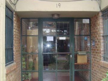 GLEW: DEPTO EN UPCN: EXCEL.EXTADO/LUMINOSO. 1ER PISO.2 DORMIT.C/BALCON Y LAVADERO