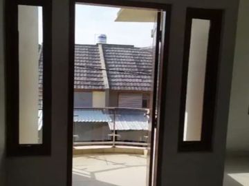 Rumah Jombang Dekat Bintaro Jaya Siap Huni