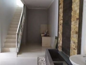 Rumah Jombang Dekat Bintaro Jaya Siap Huni
