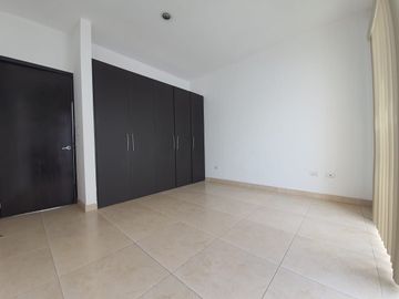 CASA DE 1 PISO “EL DESEO RESIDENCIAL” LOMAS DE ANGELÓPOLIS 2