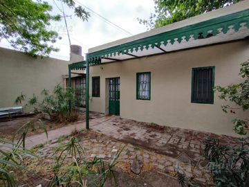 Casa 4 Amb. En Venta A 300 mts. De Ruta 21 - Libertad, Merlo