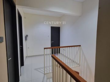 Dijual Rumah 2 Lantai Jakarta Garden City Cakung