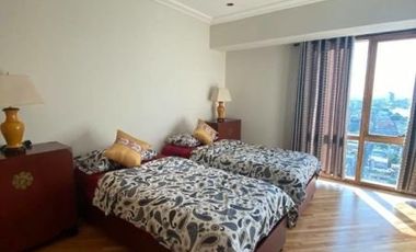 Condo for rent 3BR Luna Garden west block three bedroom Rockwell Center Makati