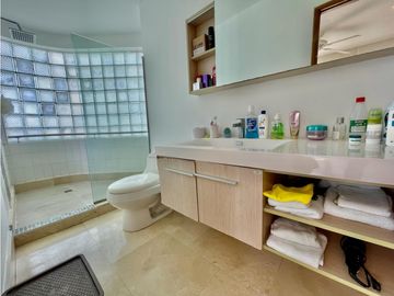 SE VENDE APARTAMENTO EN CASTILLOGRANDE