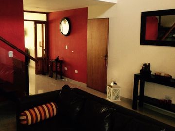 Venta de Excelente casa en Quilmes Residencial