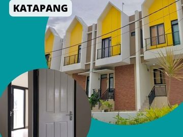 Daerah Industri Dekat Pasar Cikambuy Kopo Rumah 2 Lantai di Katapang