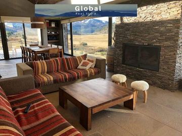 Sólida Casa En El Peñón Del Lolog, San Martín De Los Andes, Patagonia Argentina