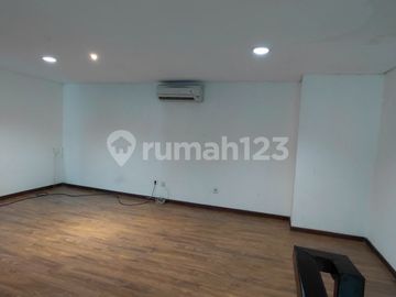 Disewakan Apartemen Soho Brooklyn Furnished
