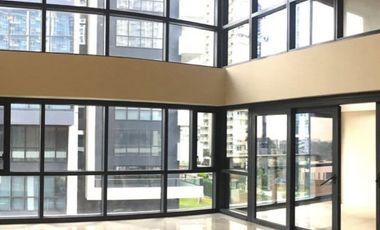 Bi-Level Penthouse in Arya Residences BGC for Sale