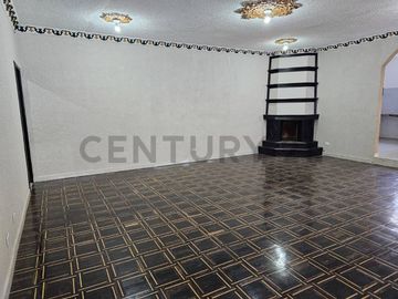 Se vende casa independiente  en una sola planta de llano grande