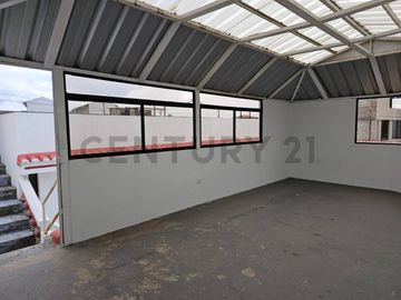 Se vende casa independiente  en una sola planta de llano grande