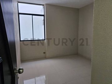 Se vende casa independiente  en una sola planta de llano grande