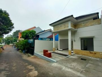 Rumah Siap Huni Tengah kota Semarang dekat SMA Grafika Banyumanik