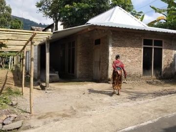 Tanah kemuning ngargoyoso bonus bangunan 400m 450jt