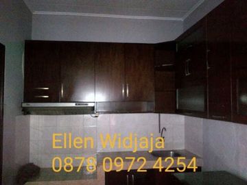 Rumah 2 lantai lokasi nyaman Gading serpong Tangerang selatan