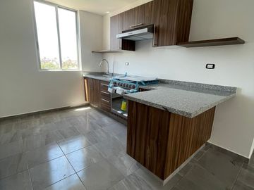 Departamento en Venta en Zona Recta Cholula y Esteban de Antuñano, Excelente Ubicación con Roof garden