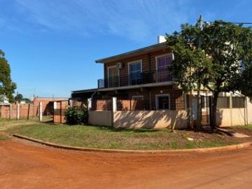 DUPLEX  EN VENTA-- COMPLEJO DE 5 UNIDADES POSADAS