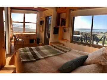 CASA PRIMERA LINEA - mejor sector de Pichilemu - Condominio