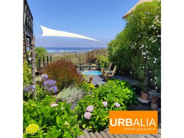 CASA PRIMERA LINEA - mejor sector de Pichilemu - Condominio