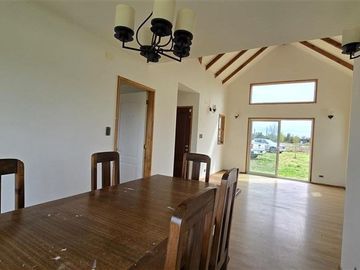 Casa en venta de 3 dorm. en Puerto Varas