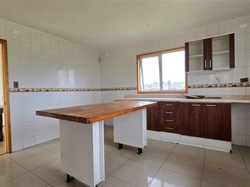 Casa en venta de 3 dorm. en Puerto Varas