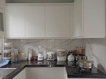 DIJUAL RUKO DITEPI JALAN UBUD
