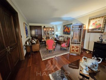 Departamento con Jardin en venta en Vitacura