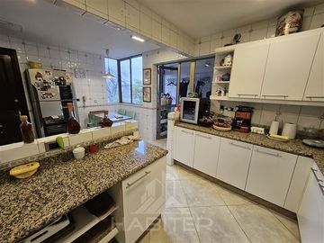 Departamento con Jardin en venta en Vitacura