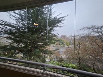 Departamento con Jardin en venta en Vitacura