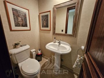 Departamento con Jardin en venta en Vitacura