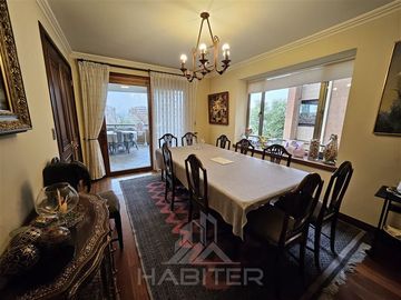 Departamento con Jardin en venta en Vitacura