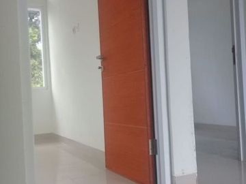 Best Seller di Bandung Timur Rumah 2LT dkt Tol Cileunyi Cinunuk