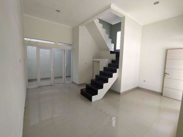 Best Seller di Bandung Timur Rumah 2LT dkt Tol Cileunyi Cinunuk