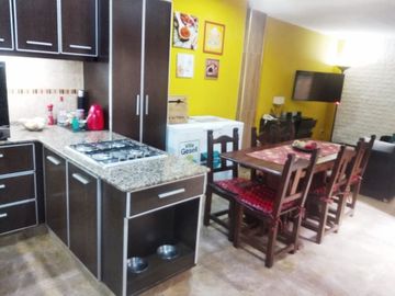 Casa PH en venta en Gerli Este