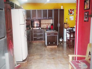 Casa PH en venta en Gerli Este