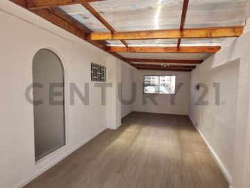 SE VENDE HERMOSA CASA EN SECTOR PLAYA BLANCA