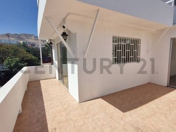 SE VENDE HERMOSA CASA EN SECTOR PLAYA BLANCA