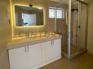 SE VENDE HERMOSA CASA EN SECTOR PLAYA BLANCA